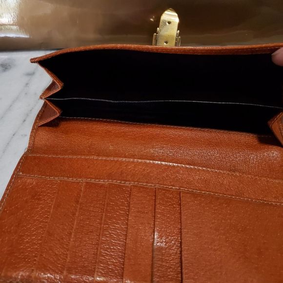 Gucci GG Logo Continental Canvas Tan Bifold Wallet with Leather Trim. 1462012778 - Picture 9 of 11